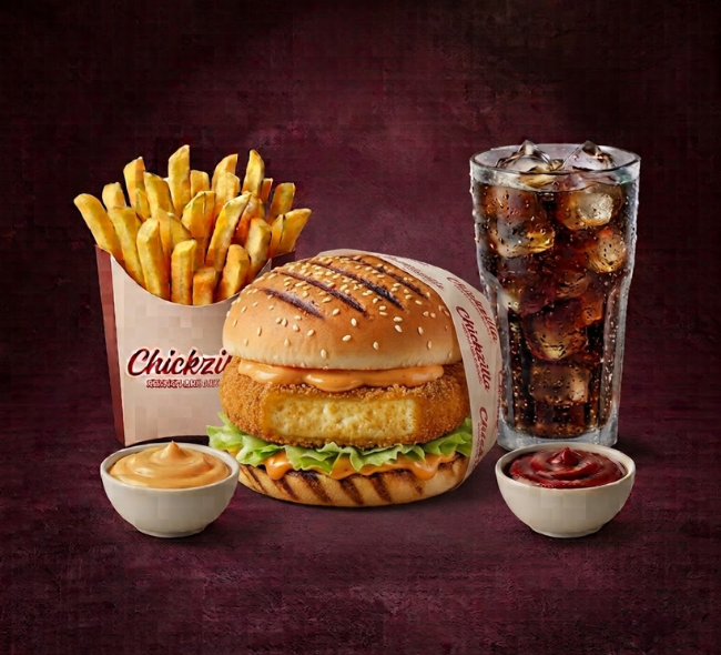 Paneer Patty Crispy Burger Combo